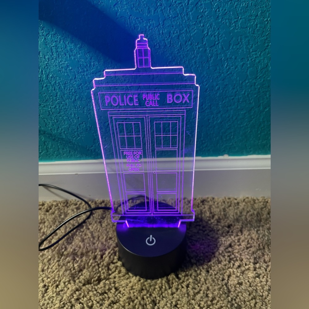 Multicolored Police Box Light - Picture 3 of 9